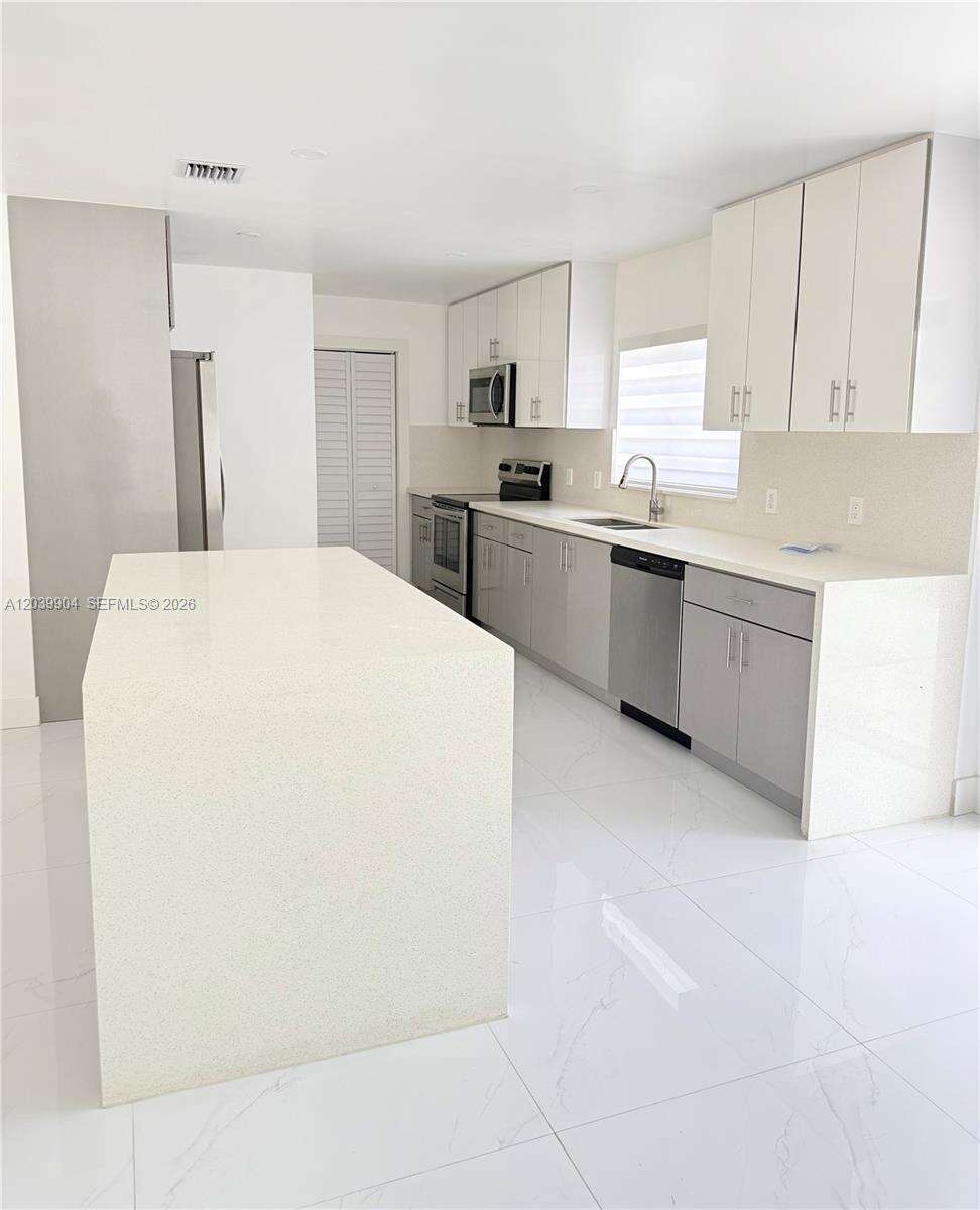 Palmetto Bay | 18133 93rd Ave N/A | Picture 6