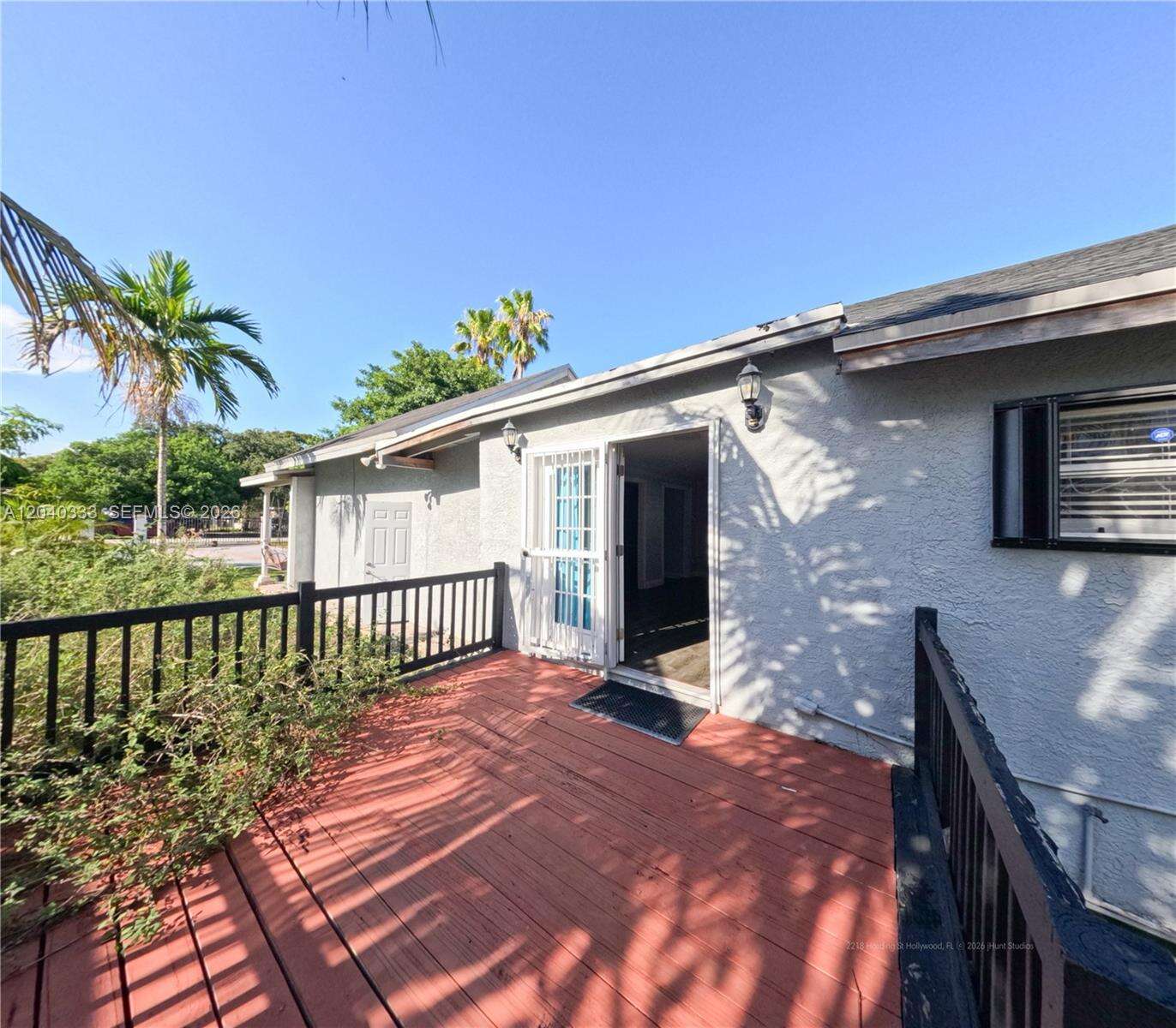 Hollywood | 2218 Harding St N/A | Picture 16