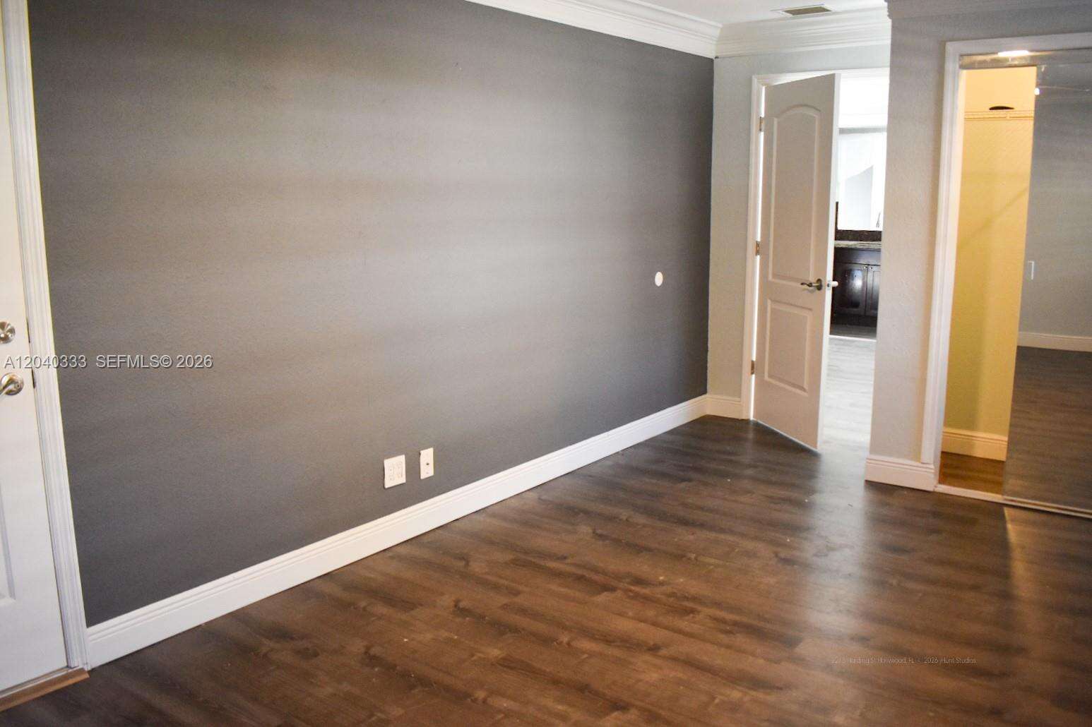 Hollywood | 2218 Harding St N/A | Picture 30