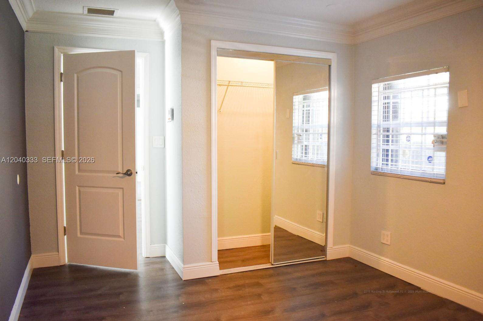 Hollywood | 2218 Harding St N/A | Picture 33