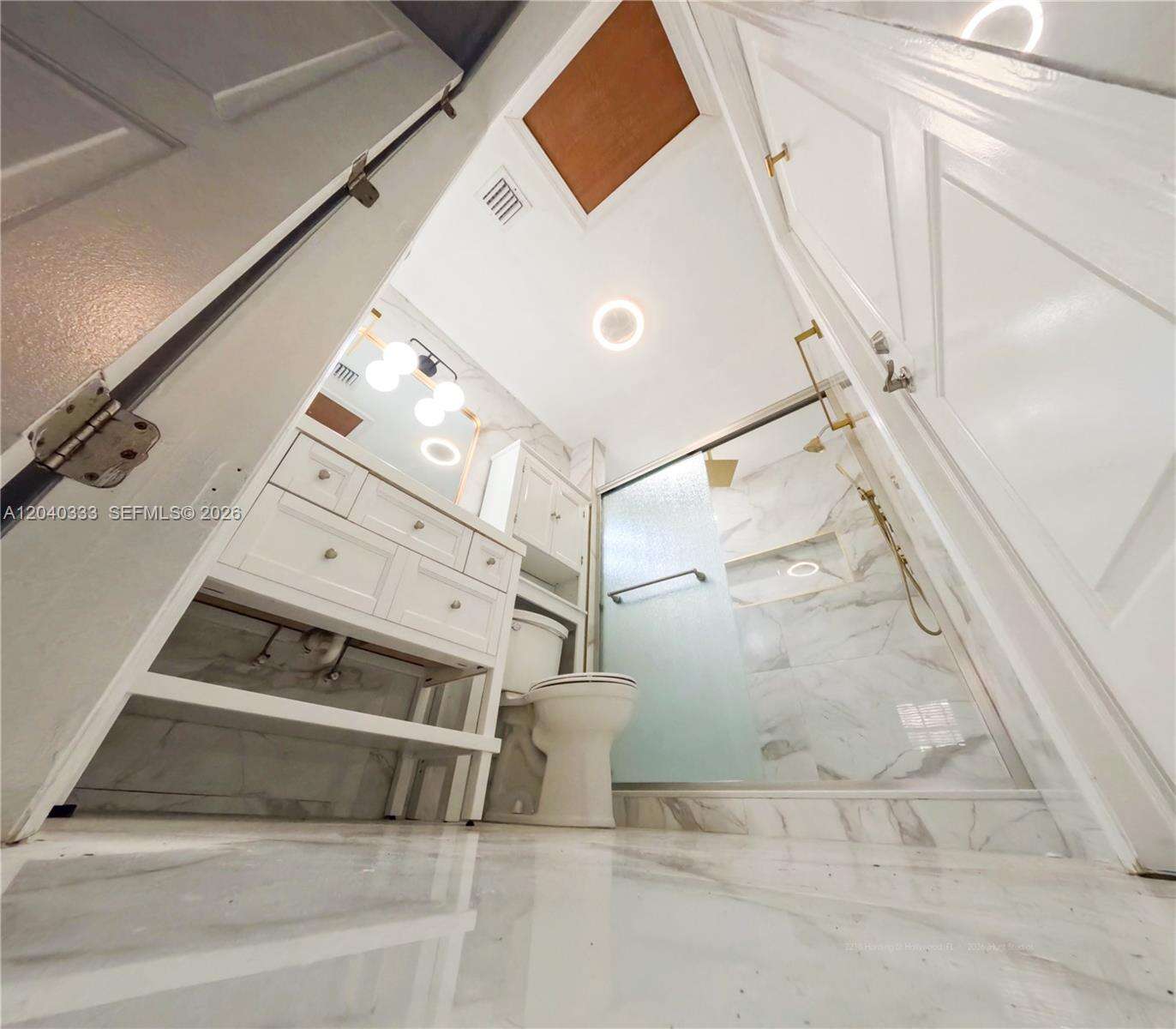 Hollywood | 2218 Harding St N/A | Picture 50