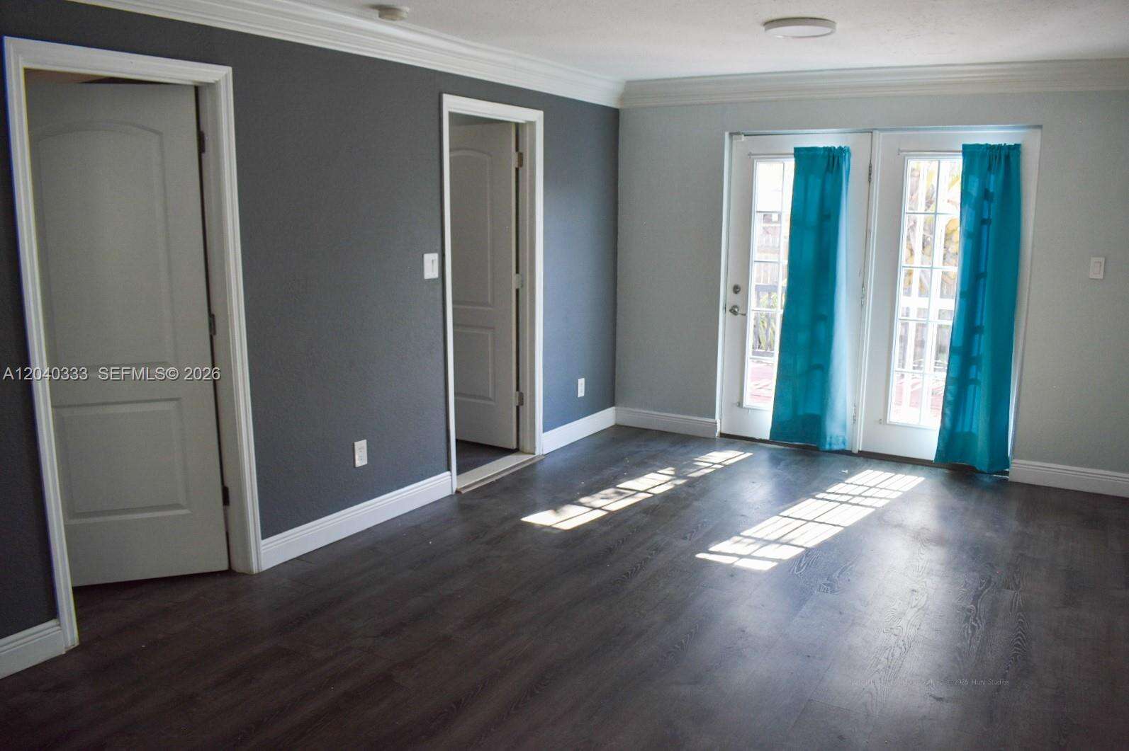 Hollywood | 2218 Harding St N/A | Picture 68