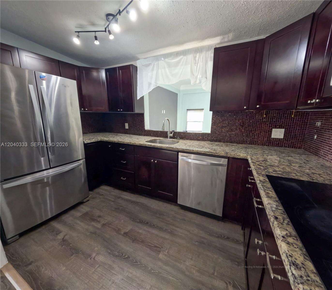 Hollywood | 2218 Harding St N/A | Picture 83