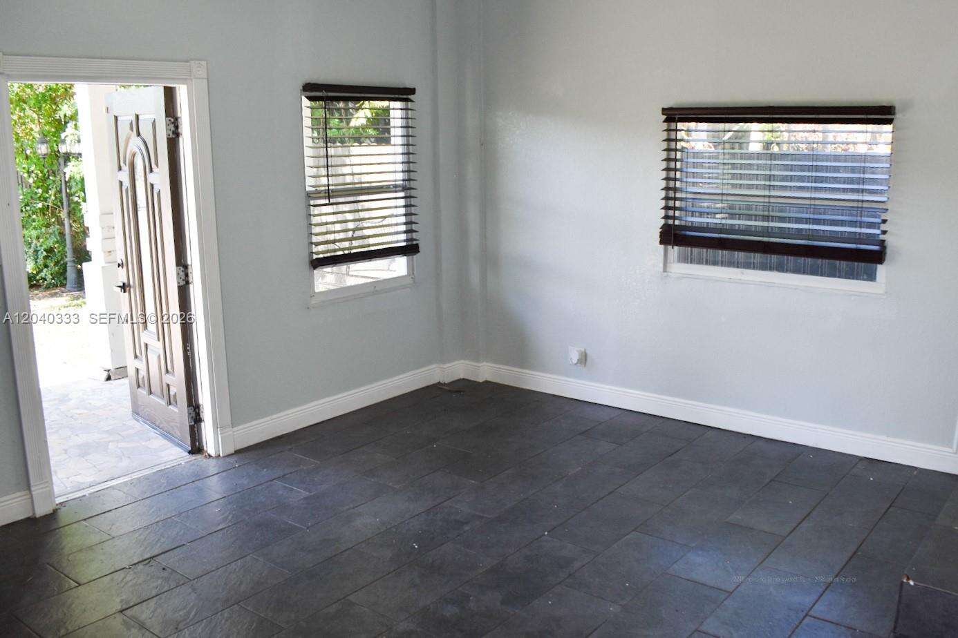 Hollywood | 2218 Harding St N/A | Picture 97