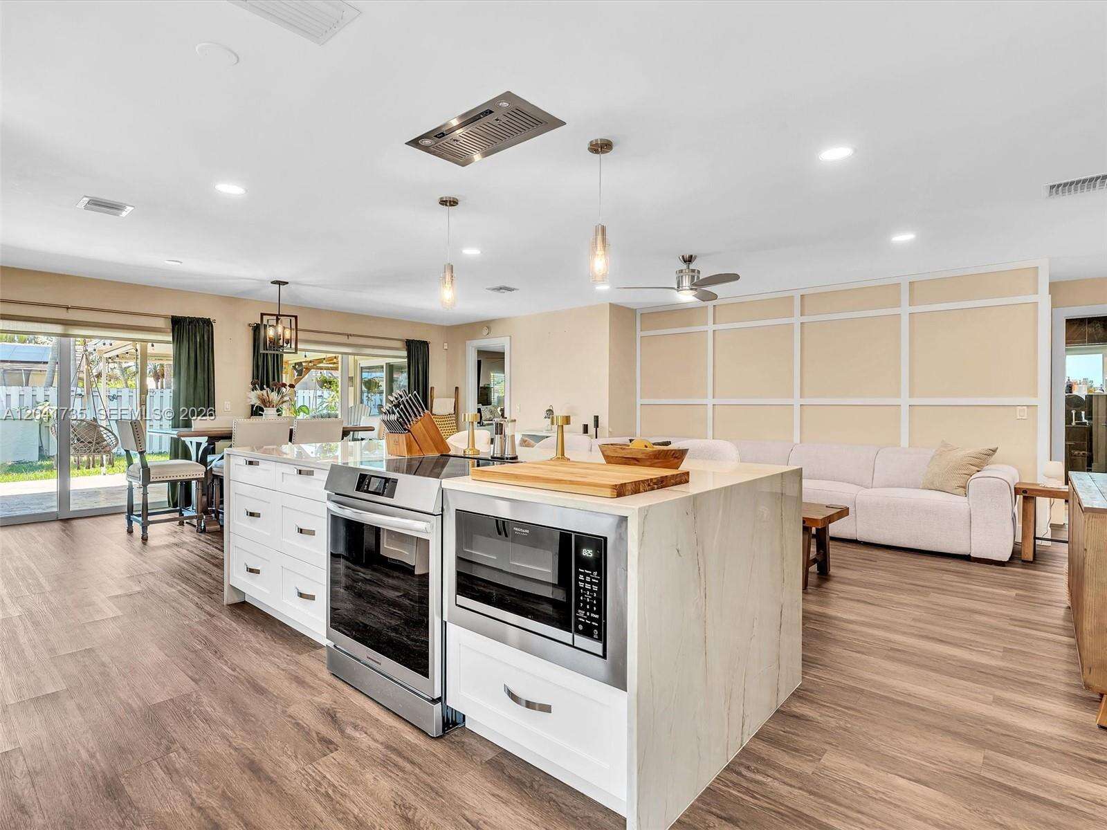 Coral Springs | 1851 Riverwood Ln N/A | Picture 11