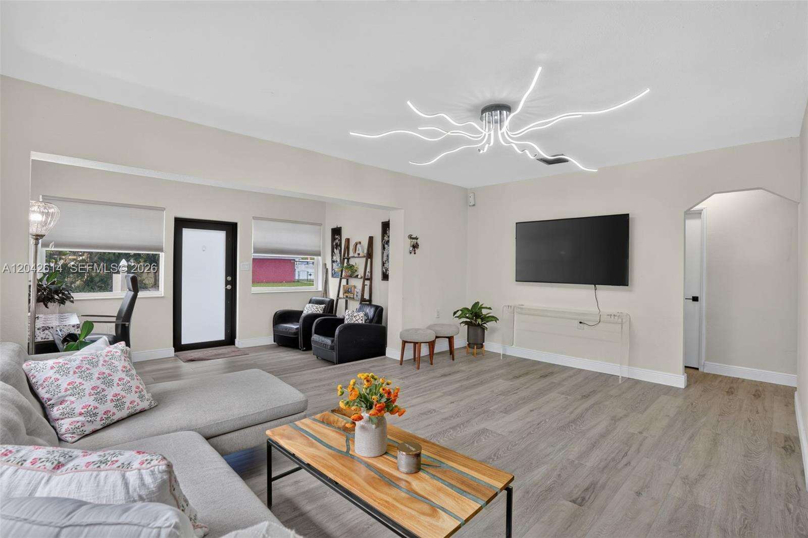 Hollywood | 2446 Mckinley St N/A | Picture 11