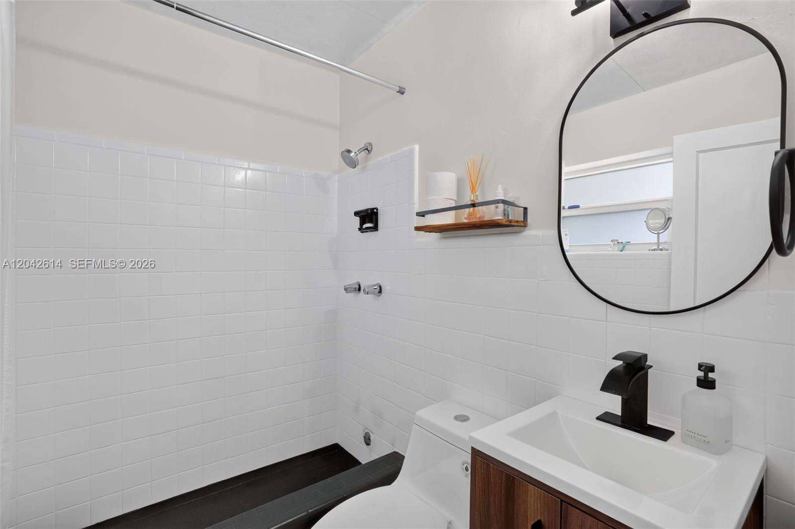 Hollywood | 2446 Mckinley St N/A | Picture 23