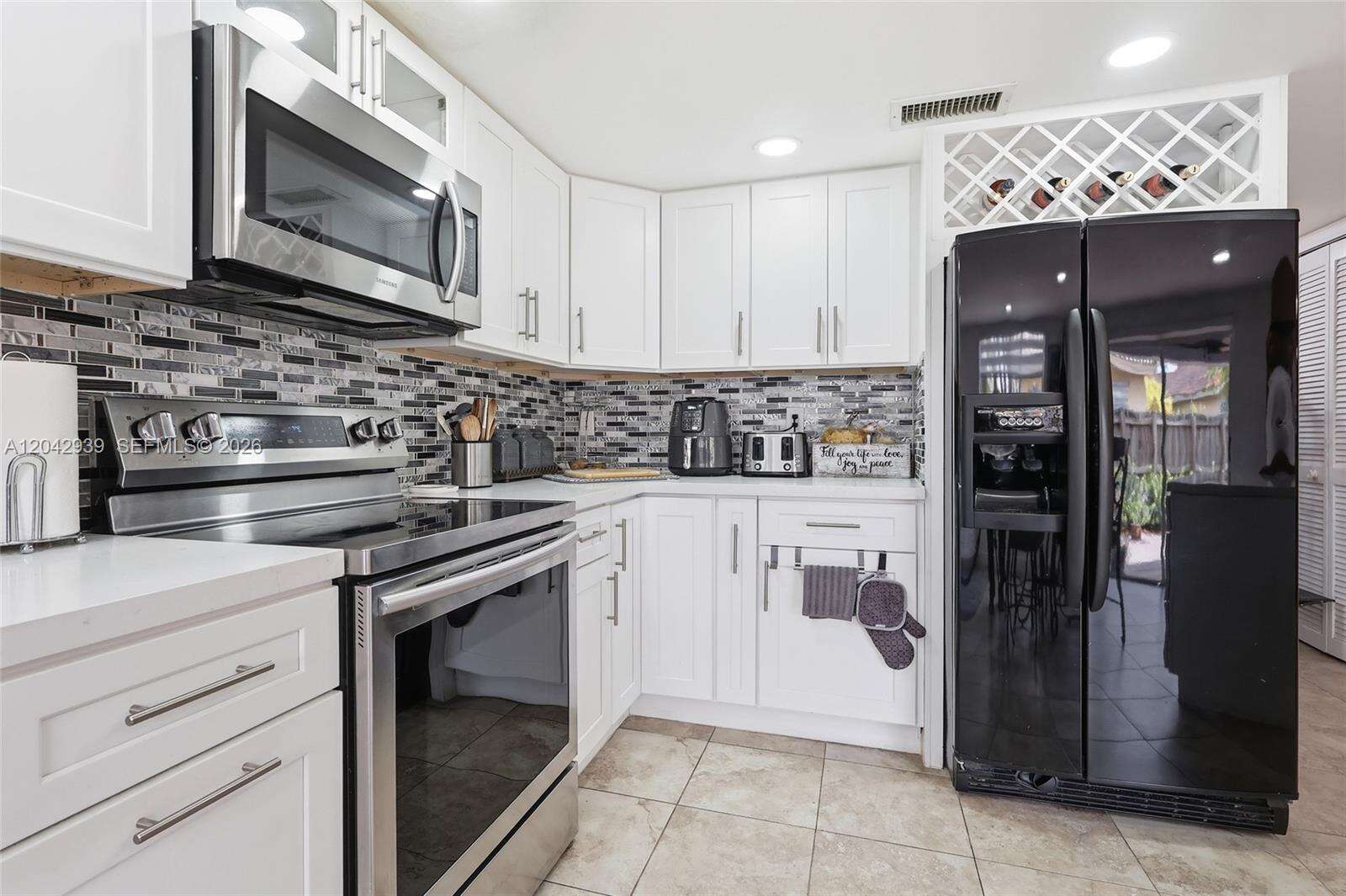 Miami | 15652 91st Ln N/A | Picture 15