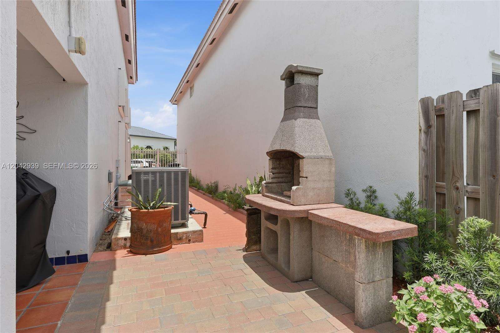 Miami | 15652 91st Ln N/A | Picture 33