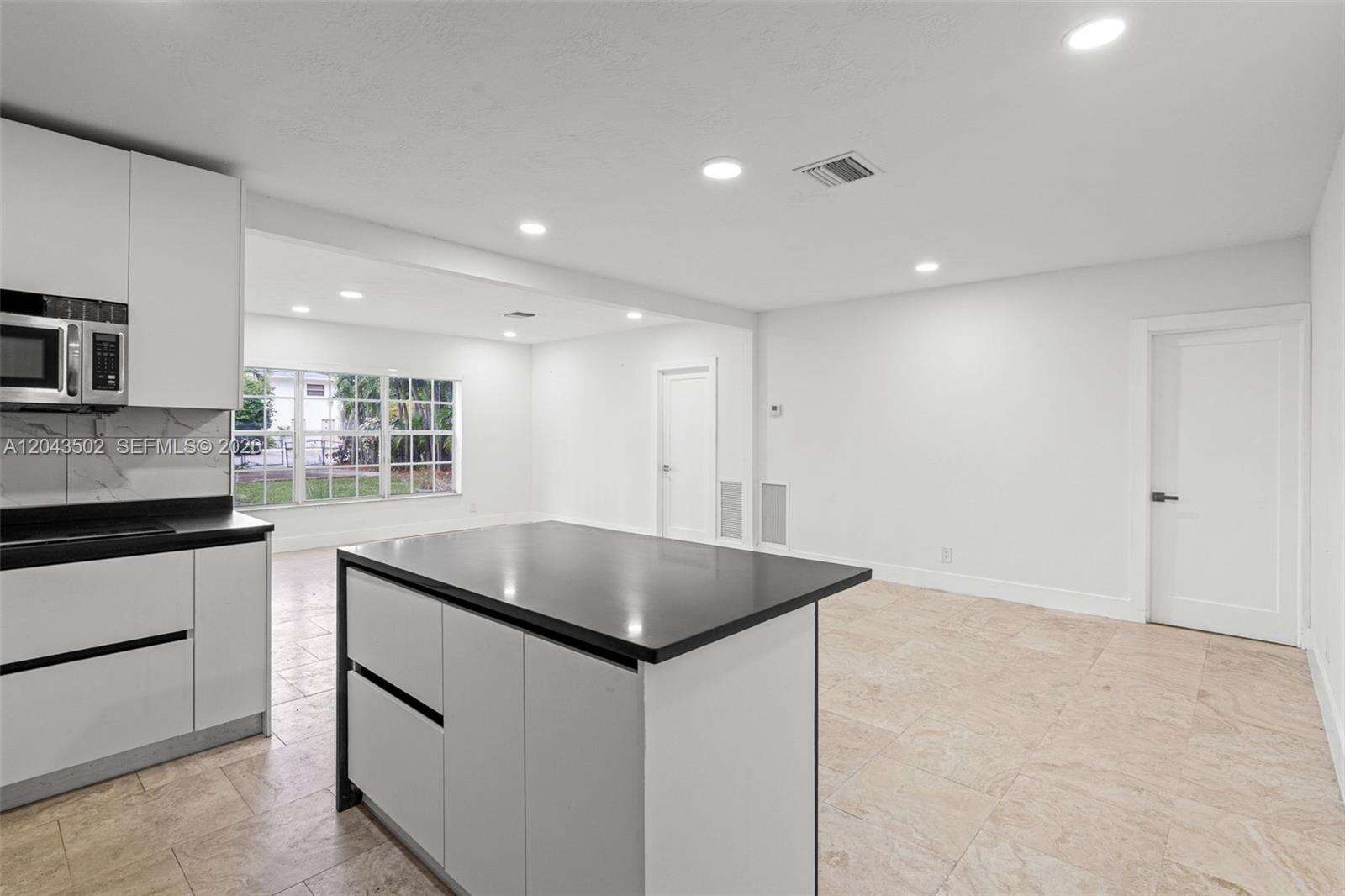 Fort Lauderdale | 1521 5th Ter N/A | Picture 27