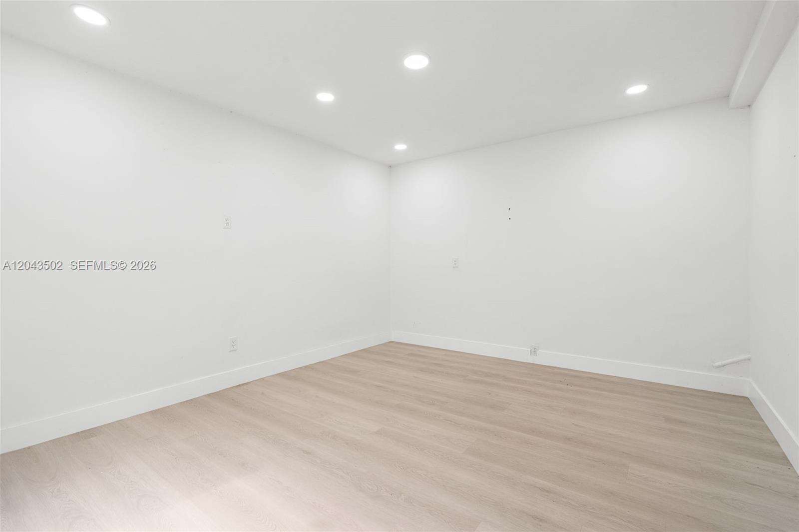 Fort Lauderdale | 1521 5th Ter N/A | Picture 28