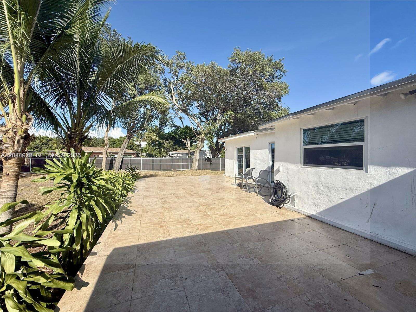 Miami | 947 149th St N/A | Picture 10
