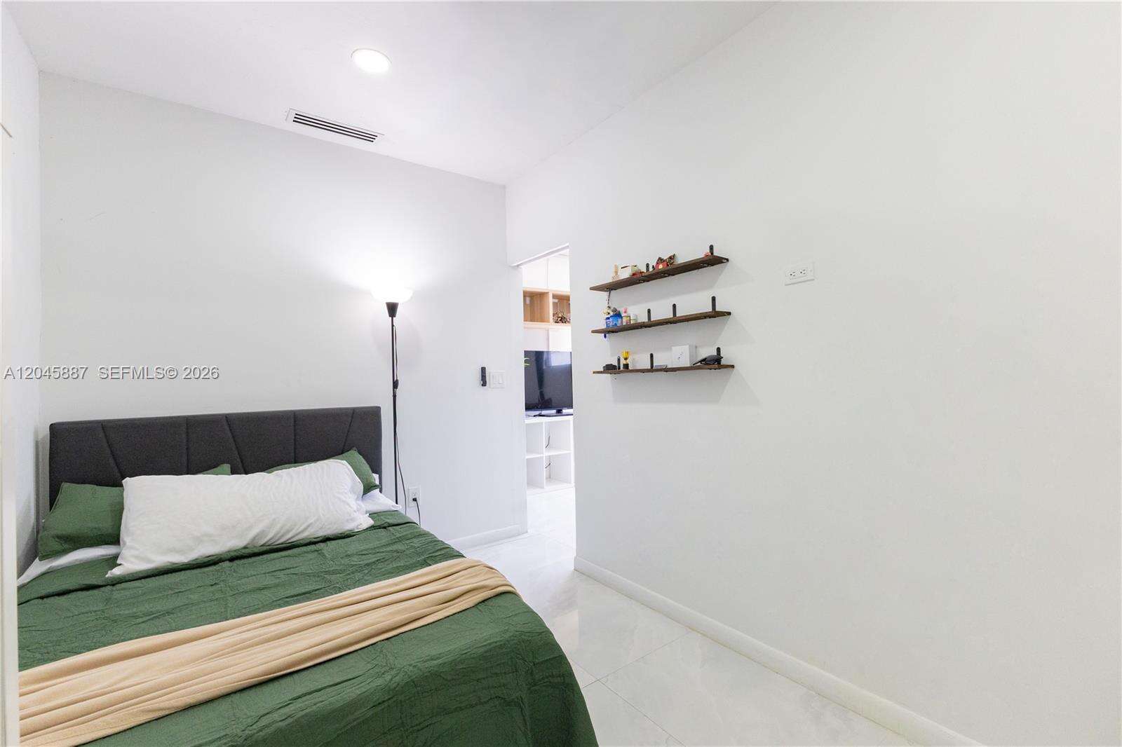 Miami Gardens | 1721 191st St N/A | Picture 39