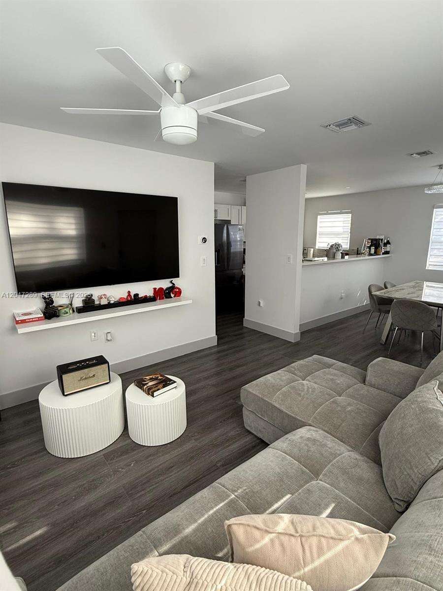 Miami | 5629 31st Ave N/A | Picture 11