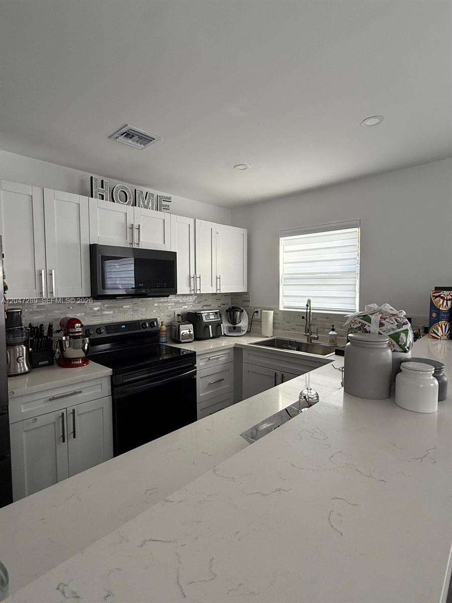 Miami | 5629 31st Ave N/A | Picture 17