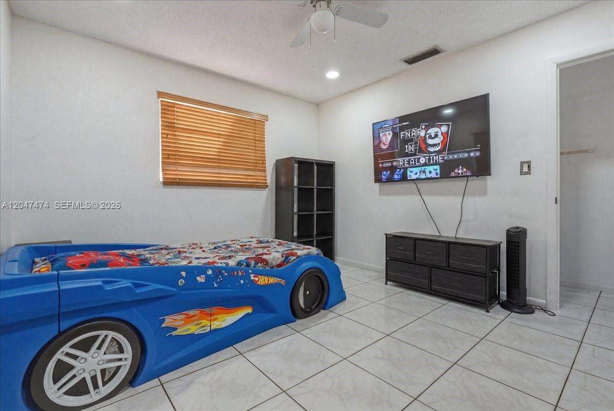 Hialeah |   N/A | Picture 17