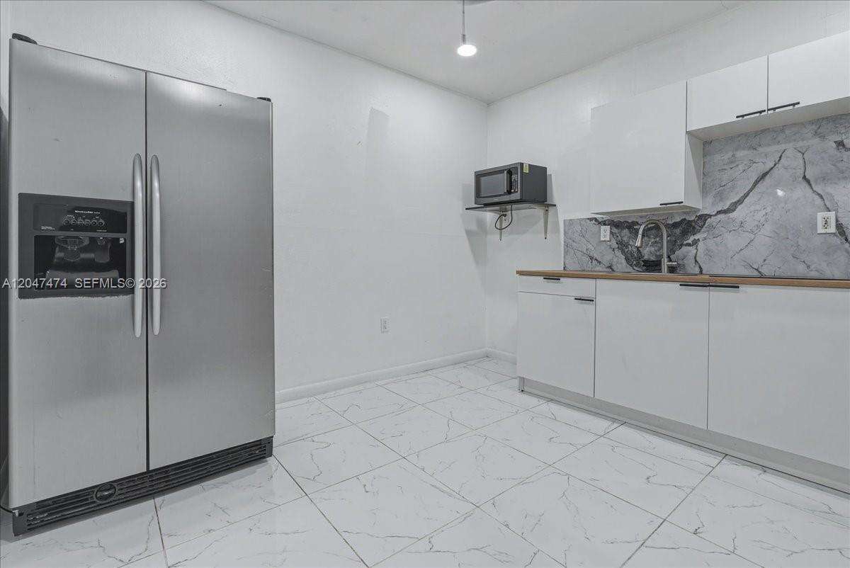 Hialeah |   N/A | Picture 24