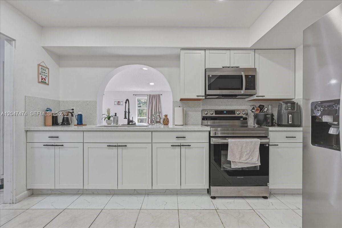 Hialeah |   N/A | Picture 7