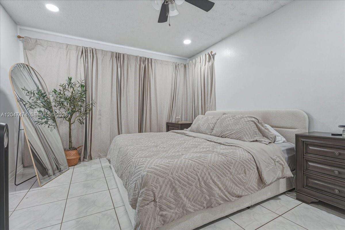 Hialeah |   N/A | Picture 10