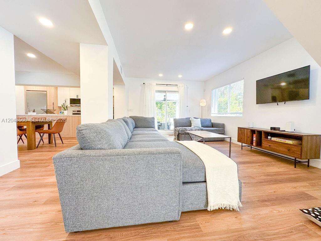 Hollywood | 1255 Jackson St N/A | Picture 30