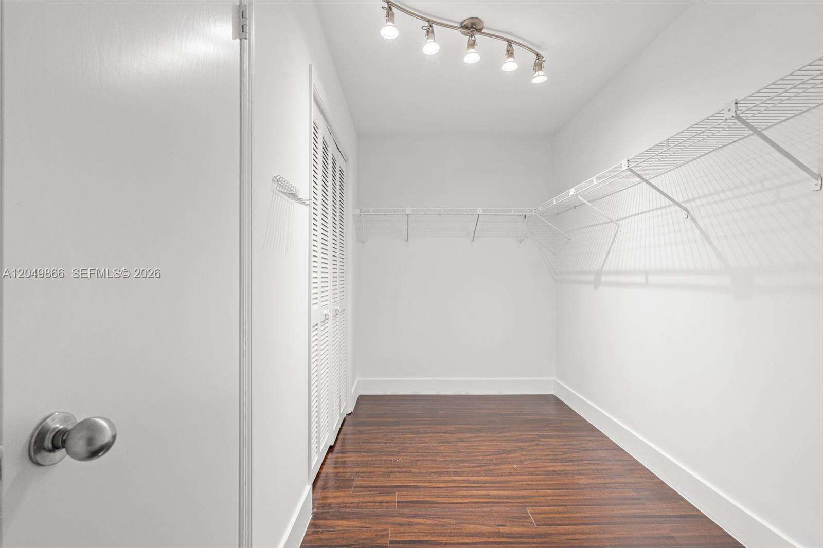 Hollywood | 1550 Tyler St N/A | Picture 38