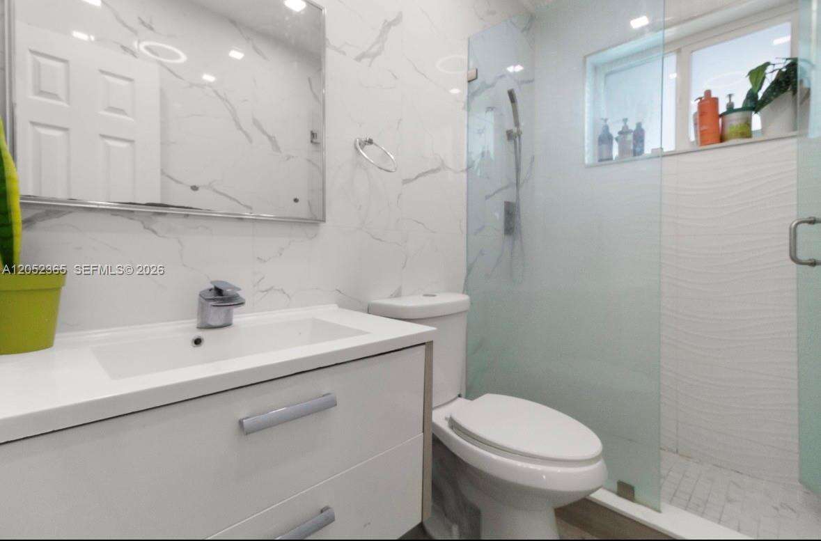 Miami | 11241 177th St N/A | Picture 15