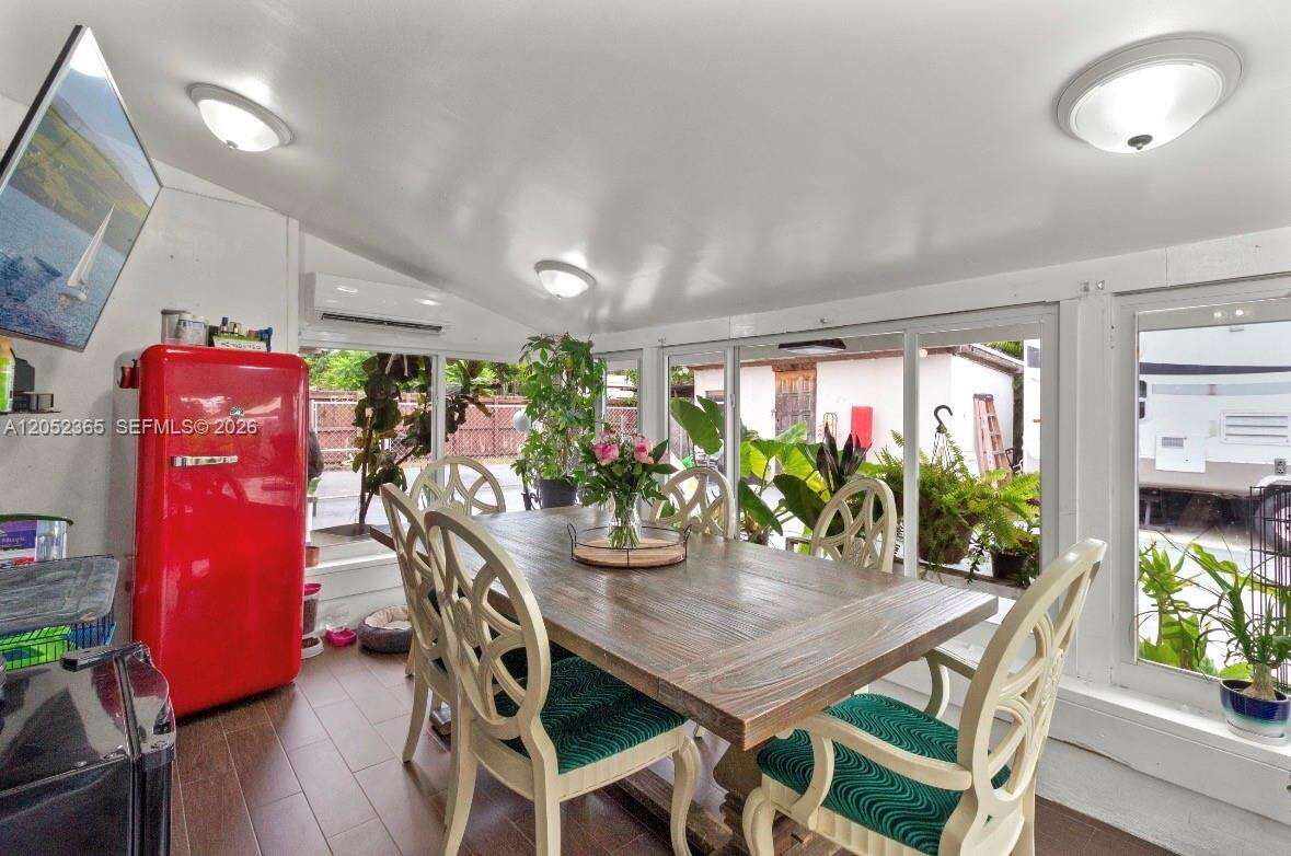 Miami | 11241 177th St N/A | Picture 23