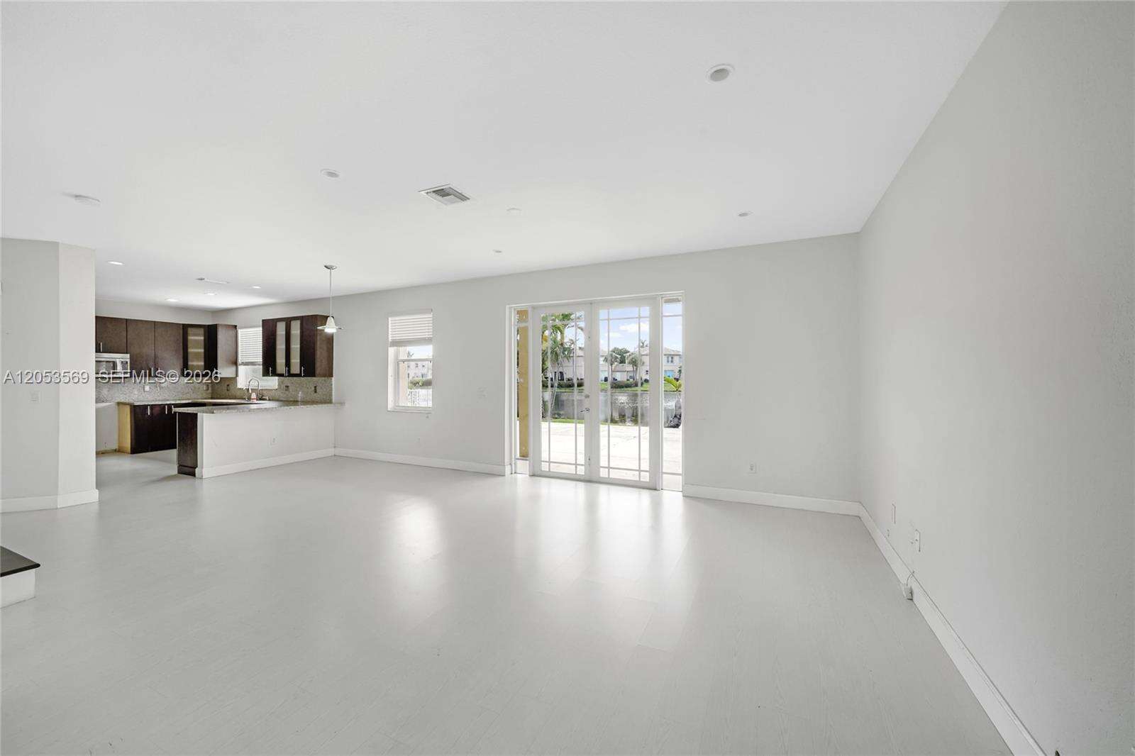 Pembroke Pines | 850 168th Ave N/A | Picture 5