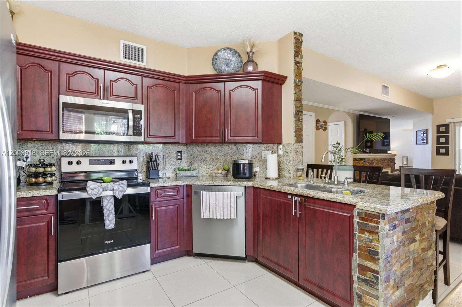 Miami | 14640 176th Ter N/A | Picture 2