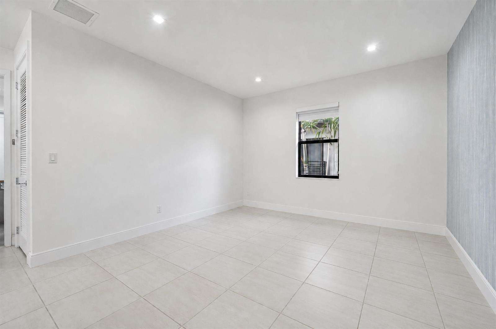 Doral | 8272 44th N/A | Picture 12