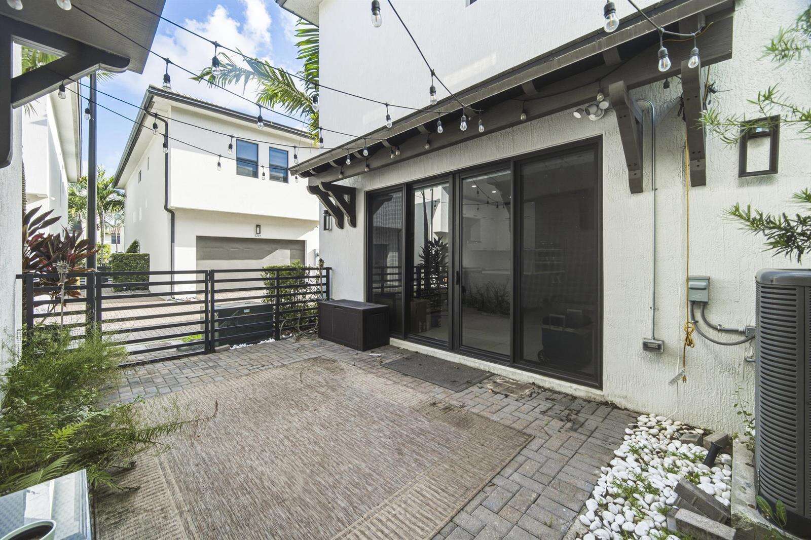 Doral | 8272 44th N/A | Picture 28