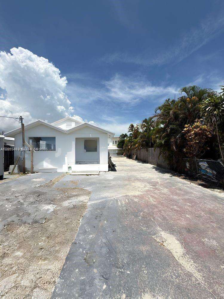 Miami | 2235 15th St N/A | Picture 2