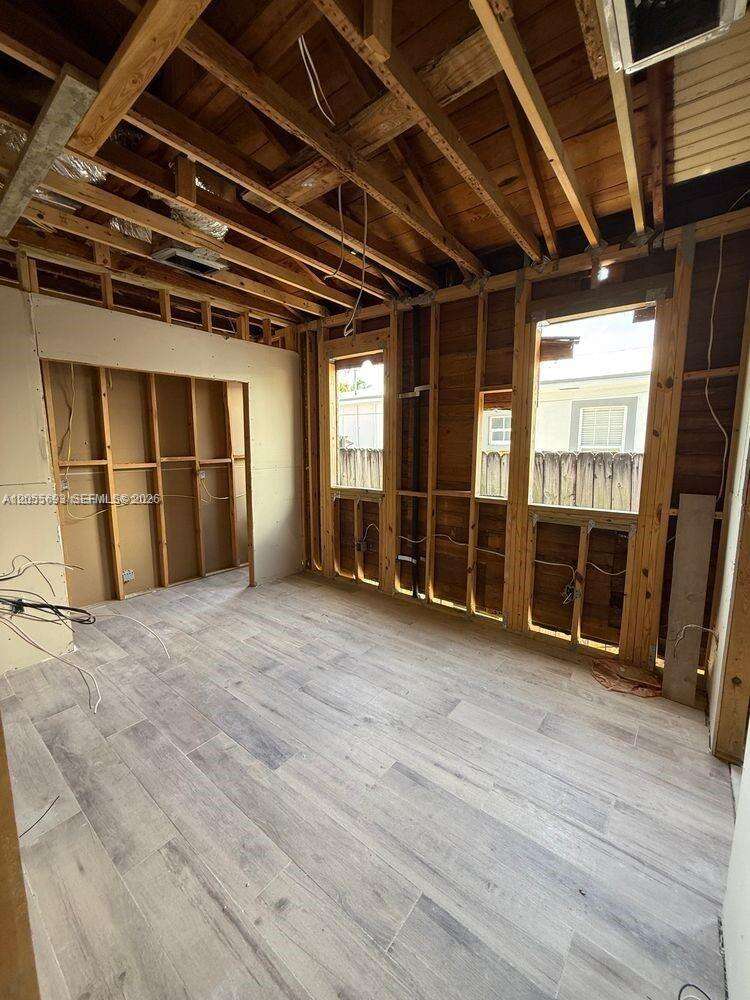 Miami | 2235 15th St N/A | Picture 4