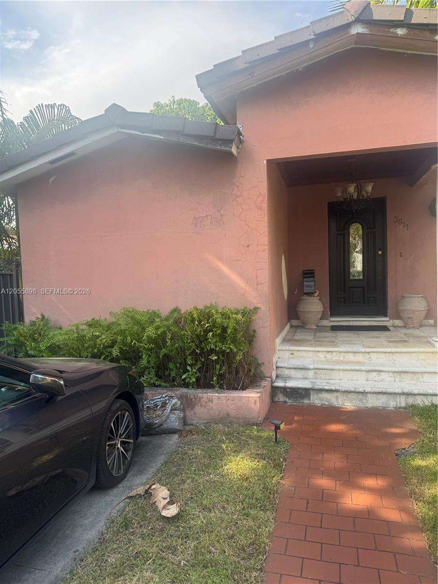 Miami | 3611 21st St N/A | Picture 3