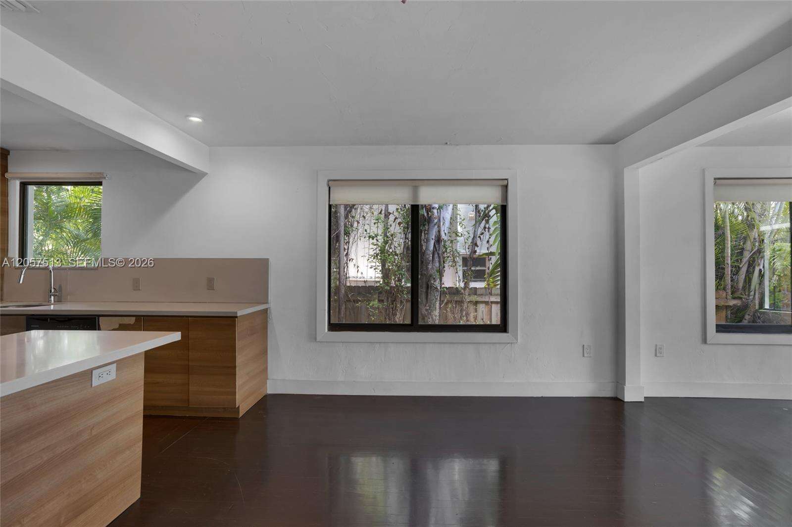 Miami | 7020 5th Ave N/A | Picture 15
