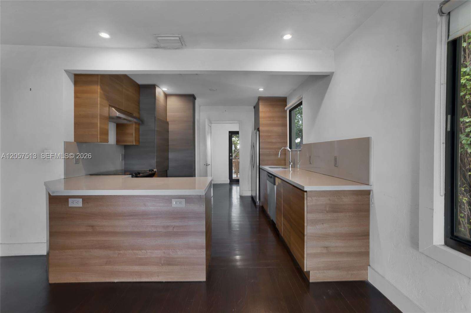 Miami | 7020 5th Ave N/A | Picture 17