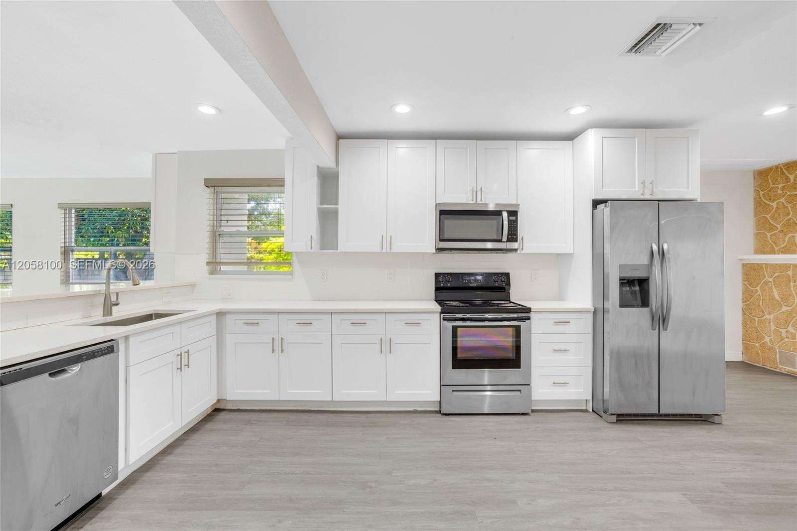 Pompano Beach | 3405 Robbins Rd N/A | Picture 24