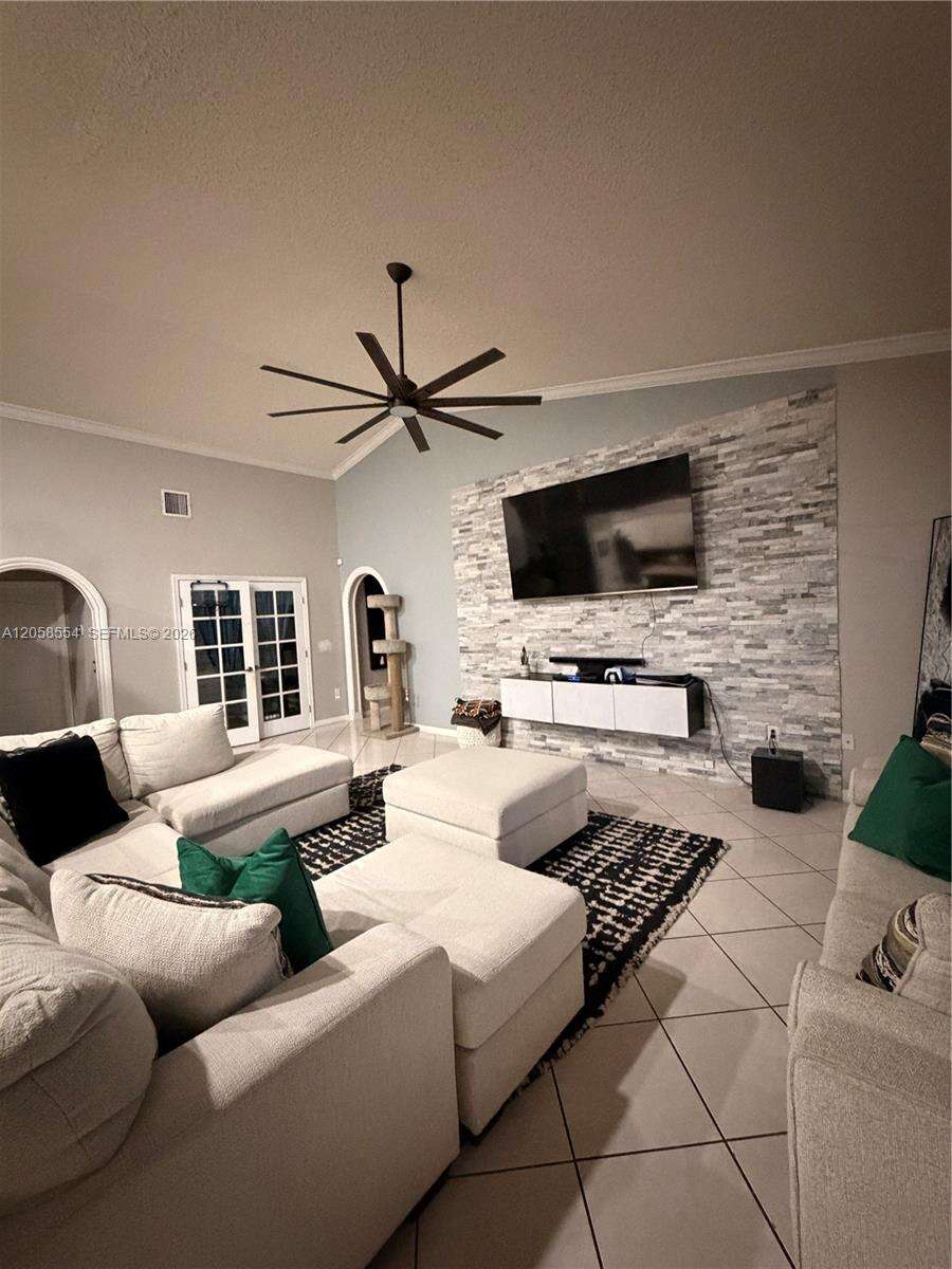 Pembroke Pines | 19450 7th St N/A | Picture 3