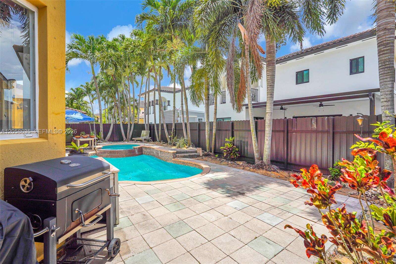 Miami | 15664 12th Ter N/A | Picture 4