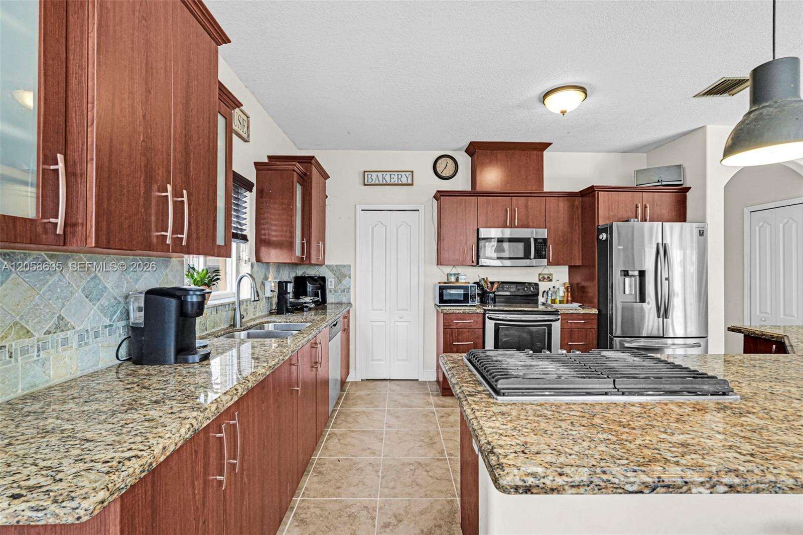 Miami | 15664 12th Ter N/A | Picture 46
