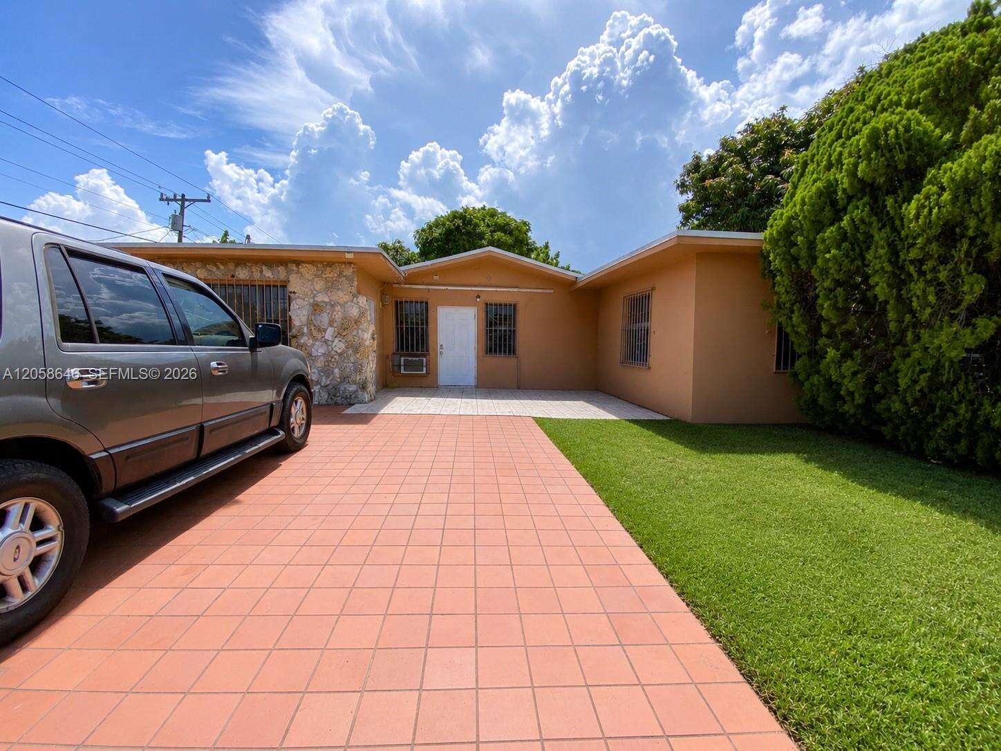 Miami | 10200 171st St N/A | Picture 1