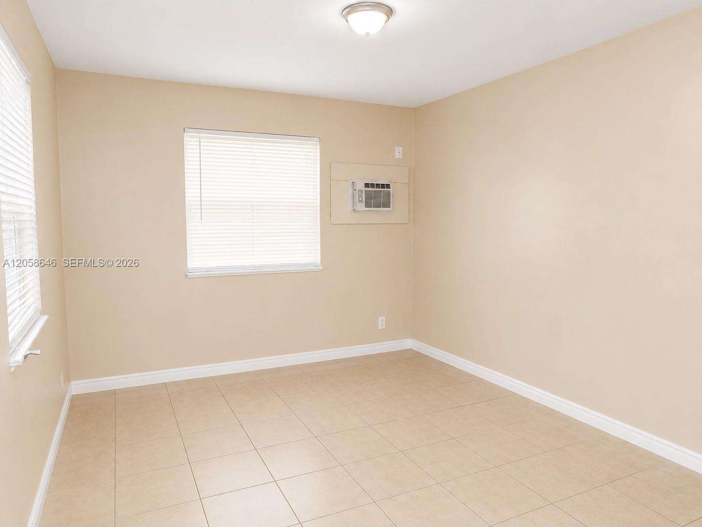 Miami | 10200 171st St N/A | Picture 19
