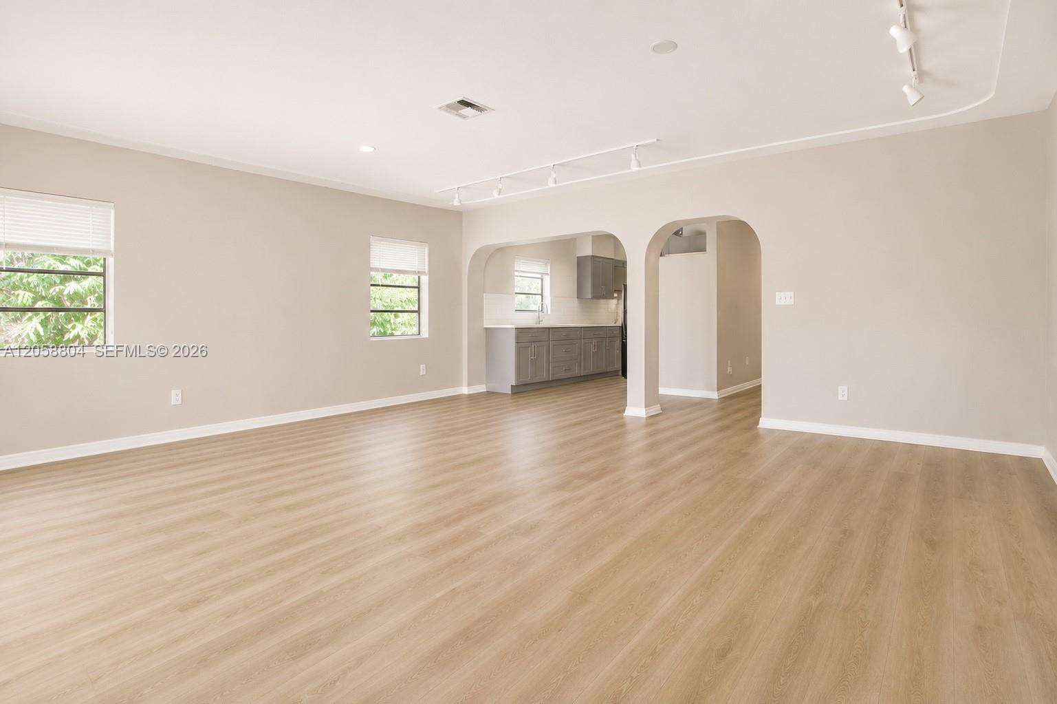 Homestead | 948 9th Ct N/A | Picture 4