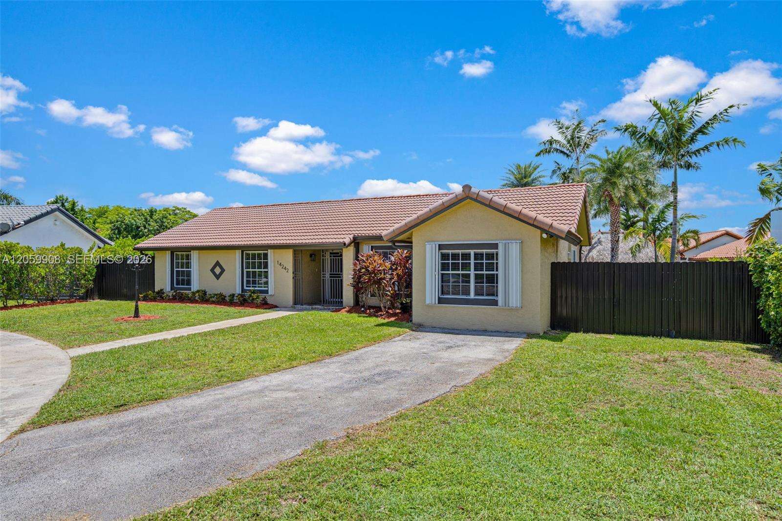 Miami | 14242 46th Ter N/A | Picture 2