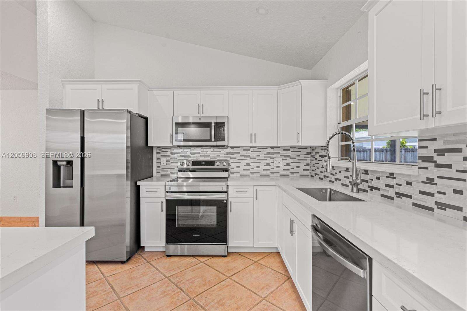 Miami | 14242 46th Ter N/A | Picture 17