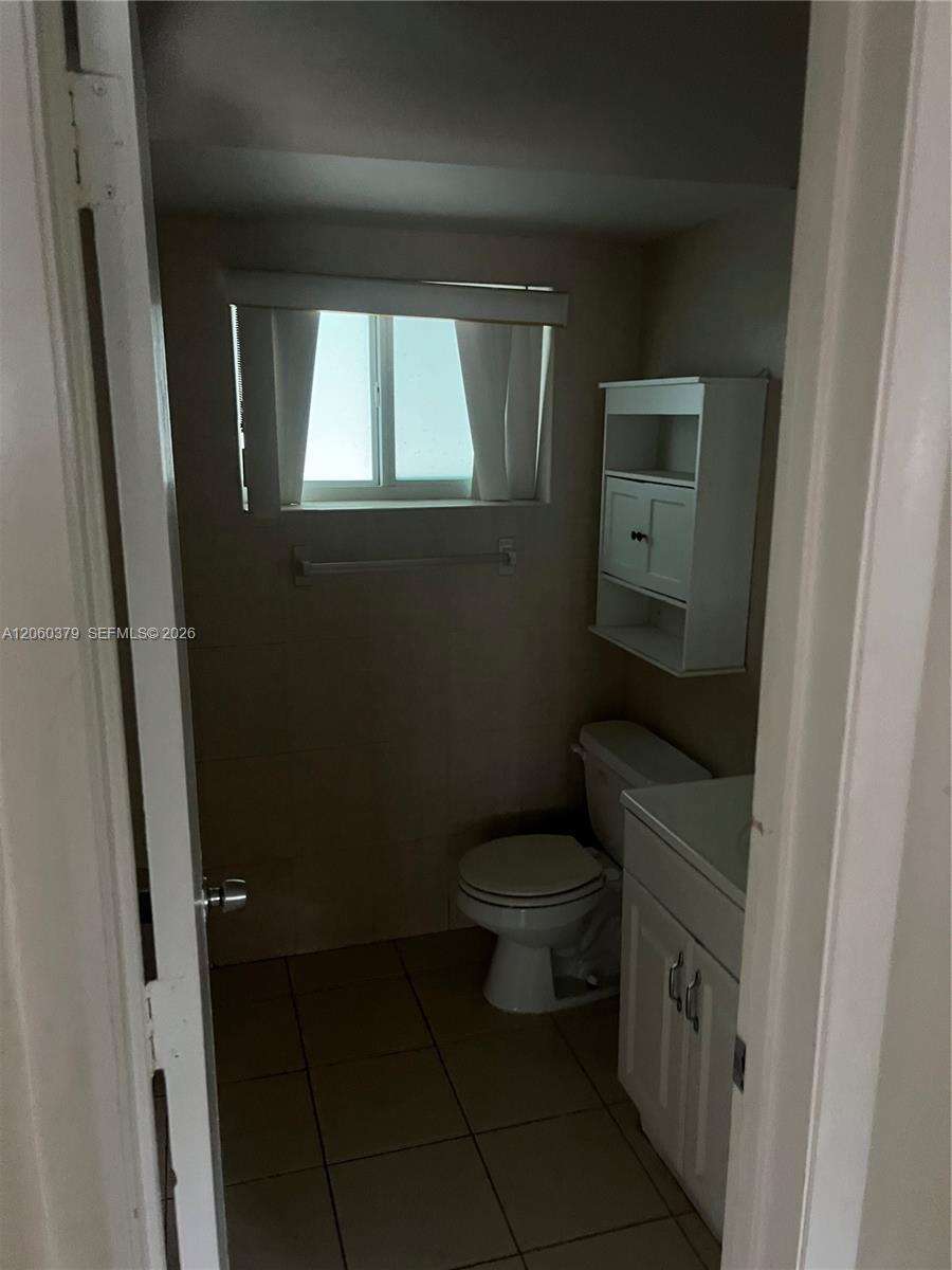 Lauderdale Lakes | 3700 25th St N/A | Picture 17