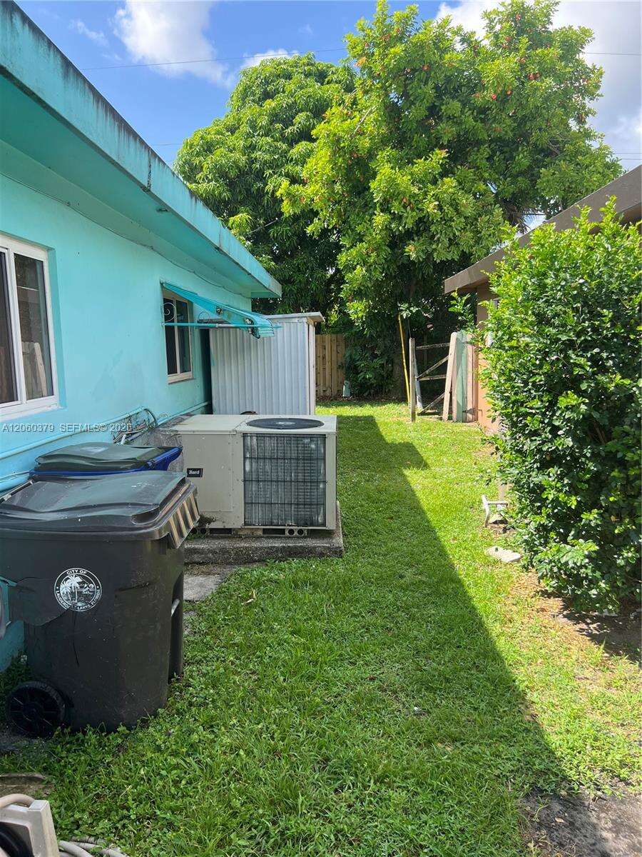 Lauderdale Lakes | 3700 25th St N/A | Picture 28