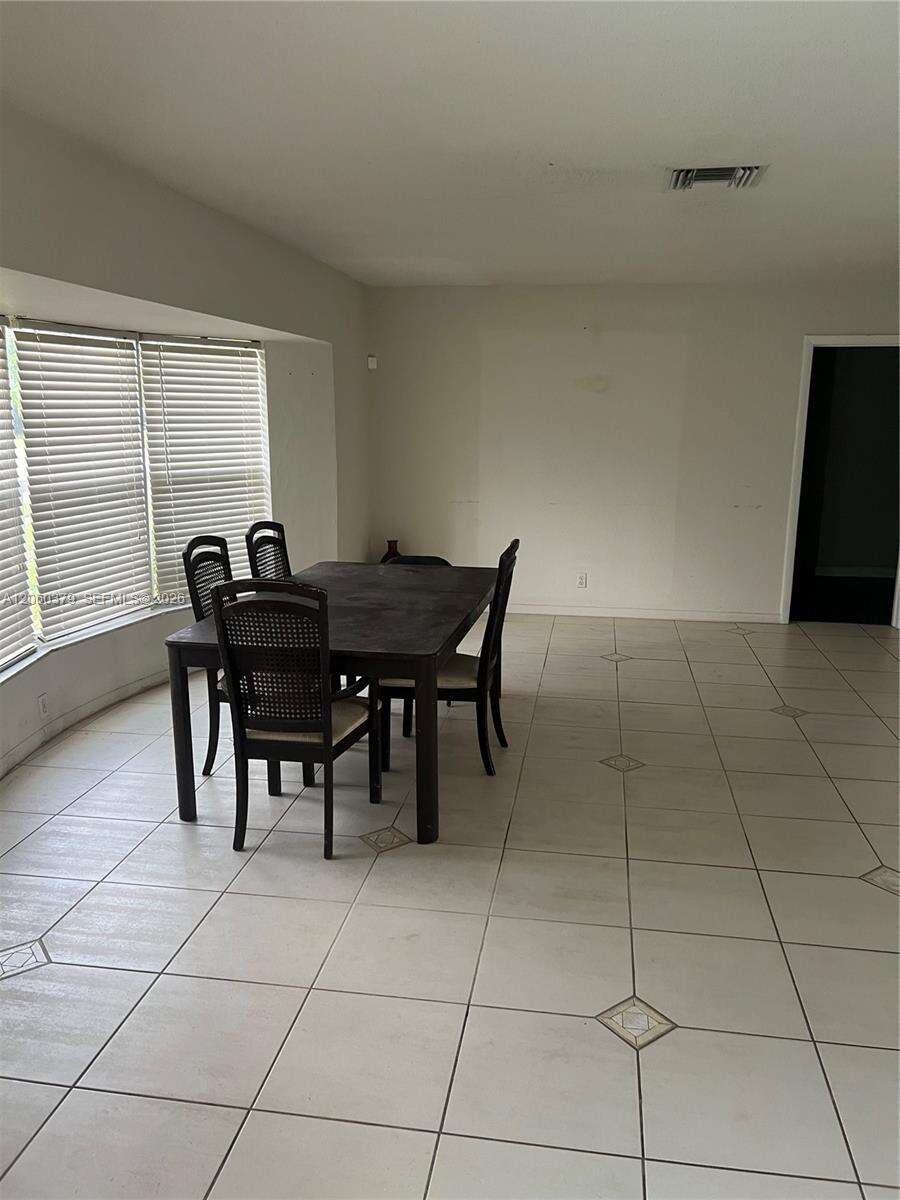 Lauderdale Lakes | 3700 25th St N/A | Picture 5