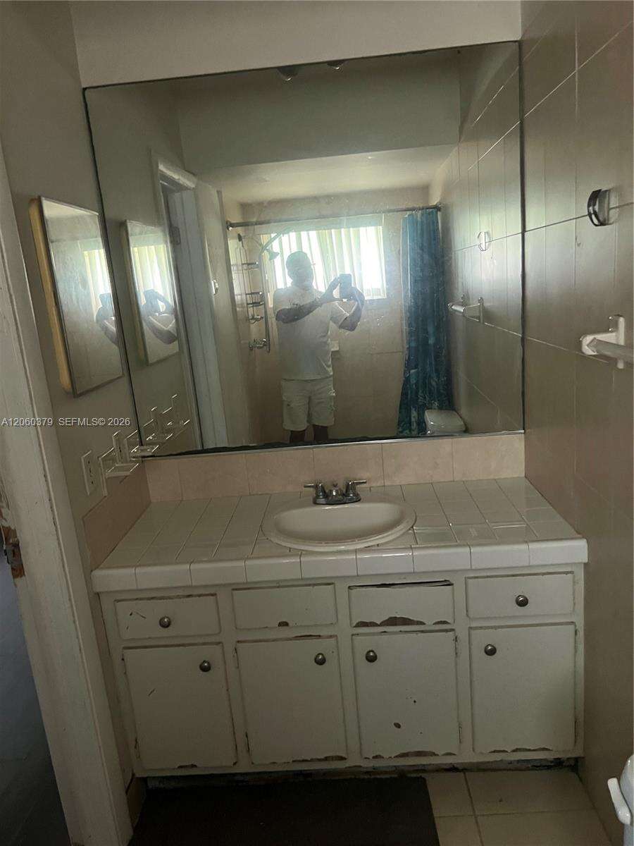 Lauderdale Lakes | 3700 25th St N/A | Picture 6