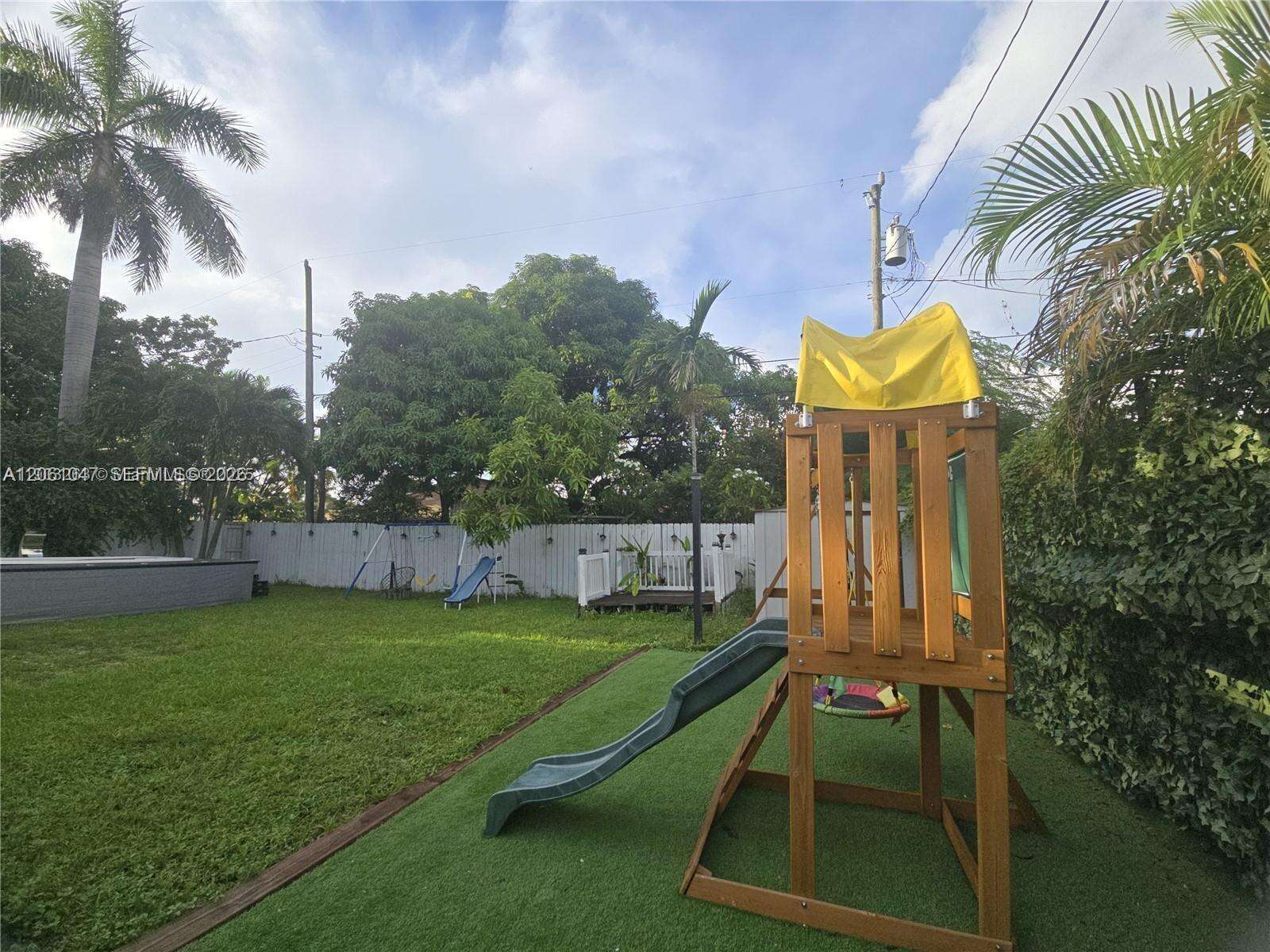 Hialeah |   N/A | Picture 16